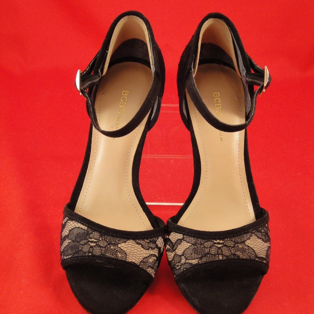 BCBGeneration black lacy high heel size 5 1/2 - Picture 2 of 8